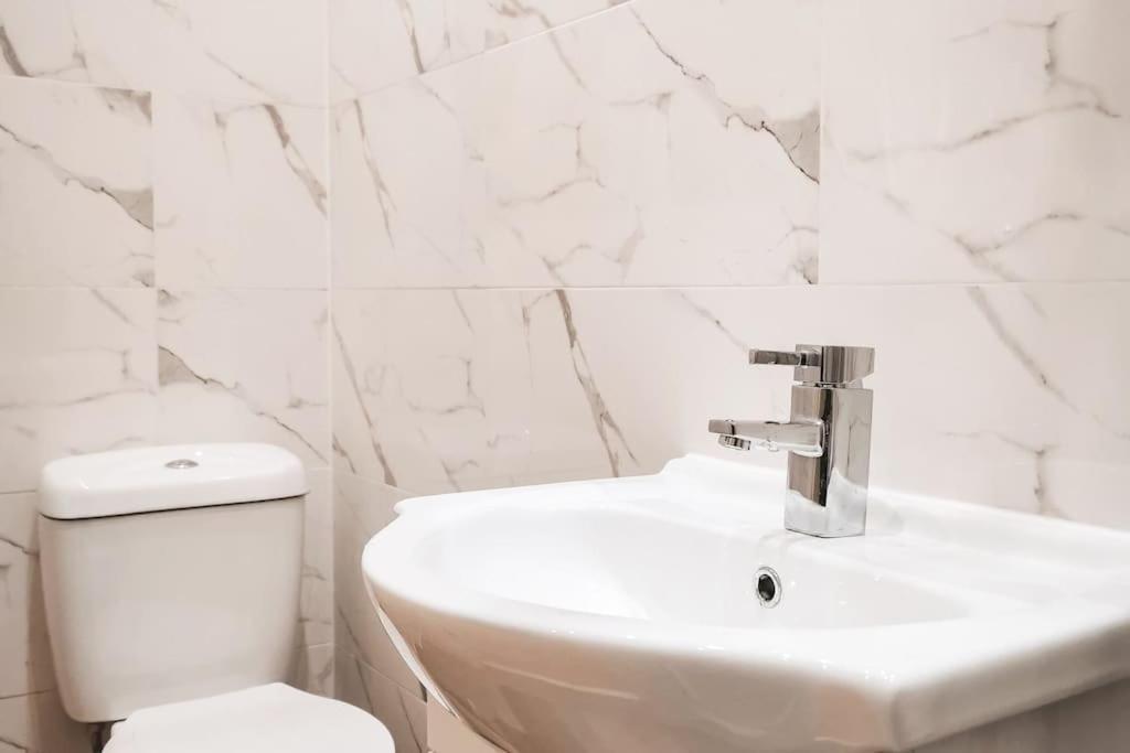 S.H Apartments Glasgow Ngoại thất bức ảnh