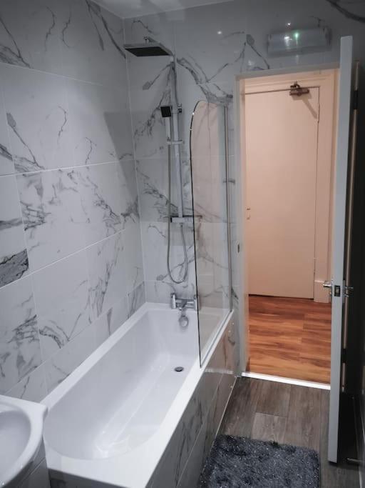 S.H Apartments Glasgow Ngoại thất bức ảnh